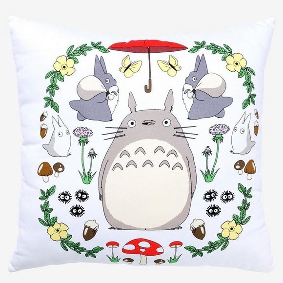 STUDIO GHIBLI MY NEIGHBOR TOTORO Floral DECORATIVE PILLOW! - Picture 1 of 2